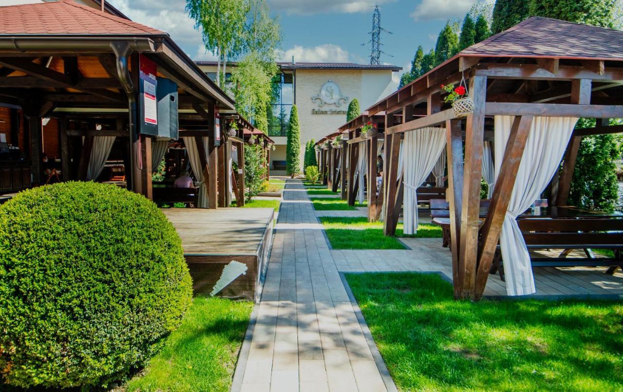 Pensiunea Iristar Fălticeni Exterior photo